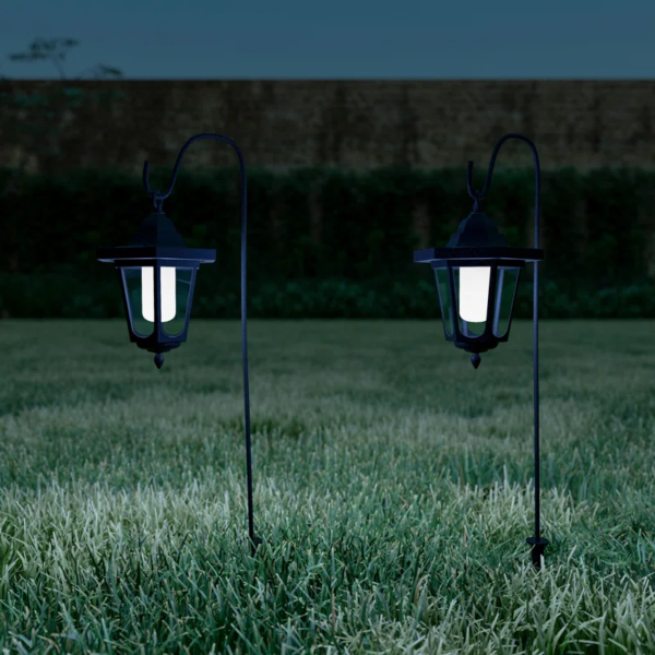 Black Low Voltage Solar Powered Integrated LED Metal Pathway Light Pack - Image 2