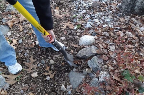 Gardening Shovel with Steel-Reinforced Fiberglass Handle, Cushioned D-Grip and Sharp, Hardened-Steel Blade, Award Winning Spade, Model SHFD3 Lime - Image 5